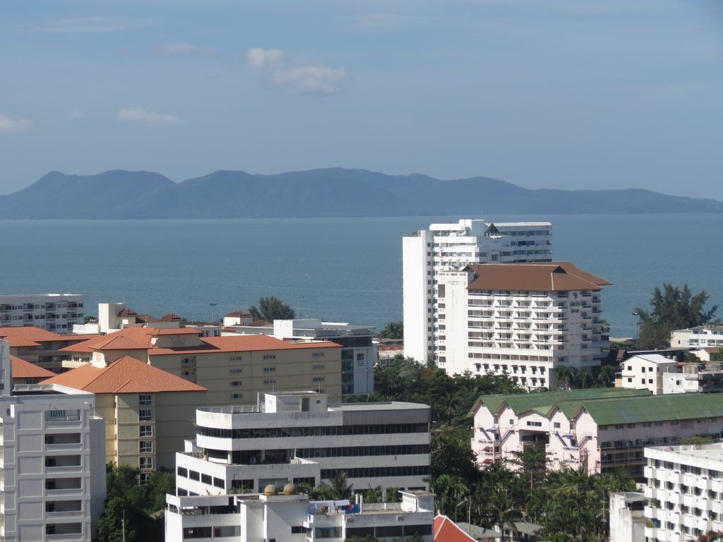 View Talay 1B Serviced Apartments Pattaya Quarto foto