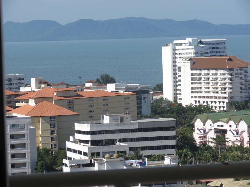 View Talay 1B Serviced Apartments Pattaya Quarto foto
