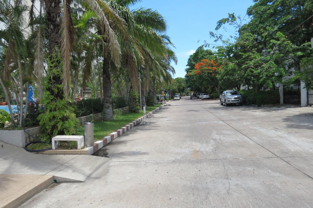 View Talay 1B Serviced Apartments Pattaya Exterior foto