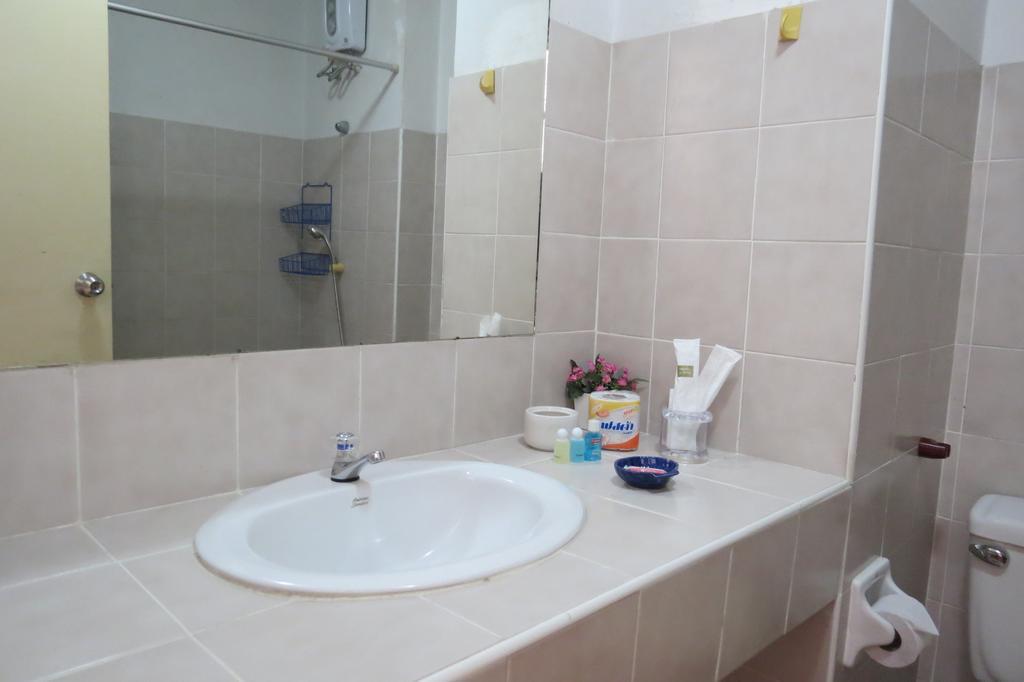 View Talay 1B Serviced Apartments Pattaya Quarto foto