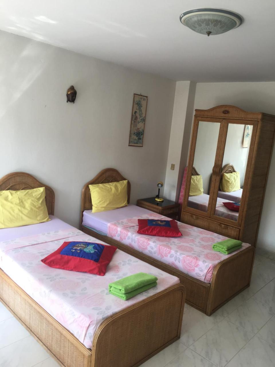 View Talay 1B Serviced Apartments Pattaya Exterior foto